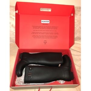 Matte Black Hunter Boots